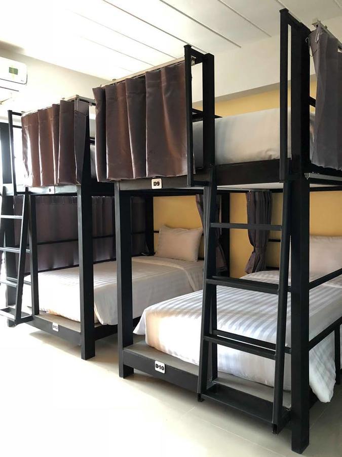 Airport Hostel Phuket Nai Yang Beach Kültér fotó