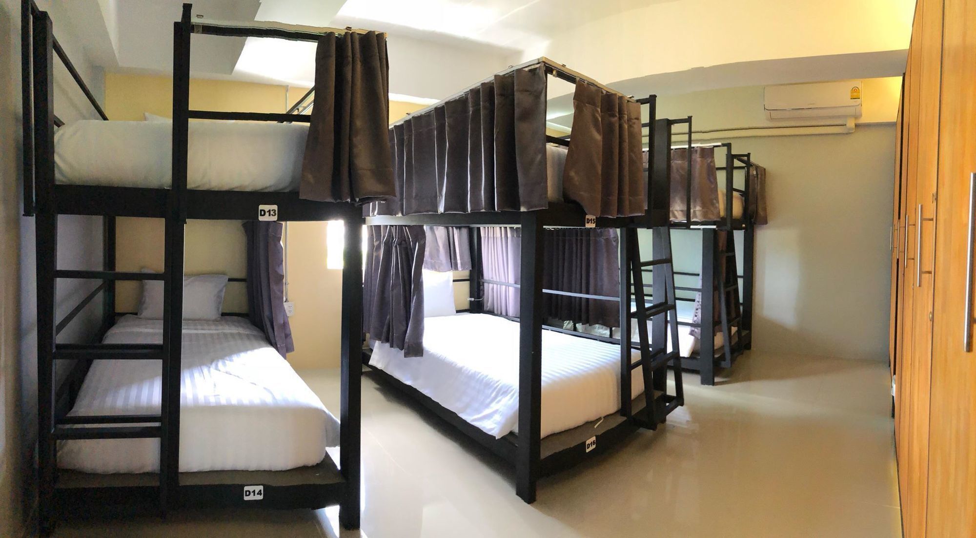 Airport Hostel Phuket Nai Yang Beach Kültér fotó